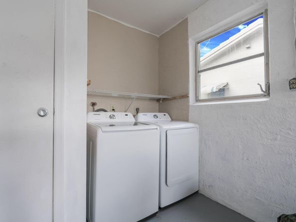 1141 NW 90th Way, Plantation FL 33322