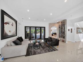 125 Pembroke Drive, Palm Beach Gardens FL 33418