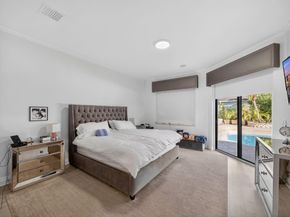 125 Pembroke Drive, Palm Beach Gardens FL 33418