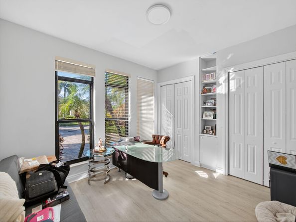 125 Pembroke Drive, Palm Beach Gardens FL 33418