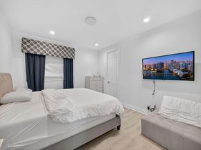 125 Pembroke Drive, Palm Beach Gardens FL 33418