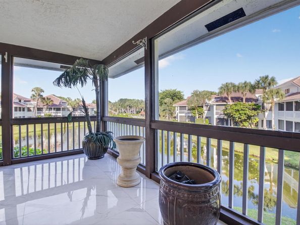 19297 Sabal Lake Drive 5072, Boca Raton FL 33434