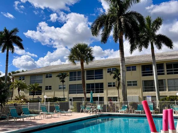 1951 NE 39th St 361, Lighthouse Point FL 33064