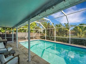 2510 NW 87th Ln, Sunrise FL 33322