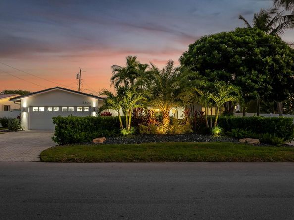 2400 NE 45th Street, Lighthouse Point FL 33064