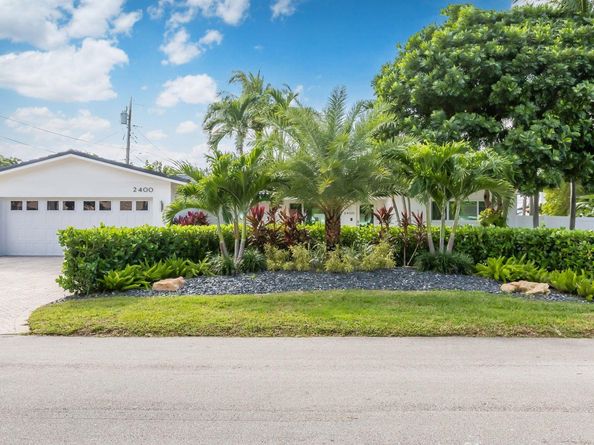 2400 NE 45th Street, Lighthouse Point FL 33064