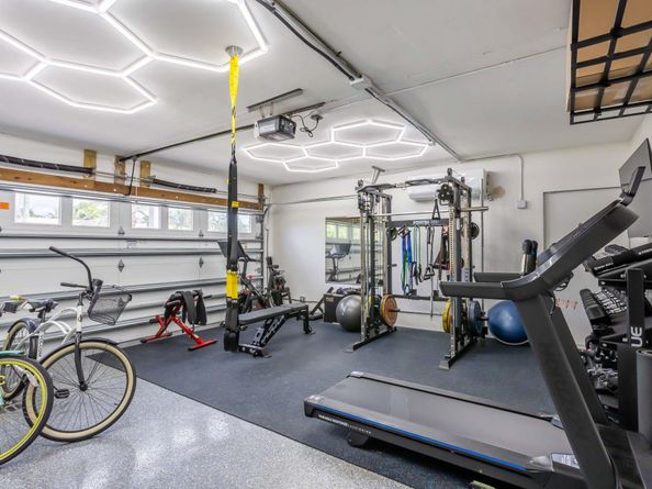 2400 NE 45th Street, Lighthouse Point FL 33064