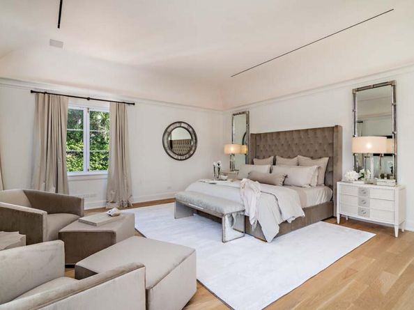 111 Via Del Lago, Palm Beach FL 33480