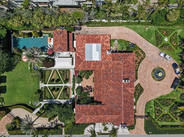 111 Via Del Lago, Palm Beach FL 33480