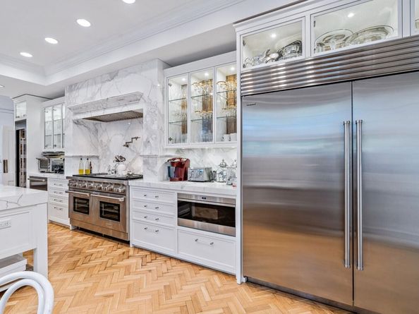 111 Via Del Lago, Palm Beach FL 33480