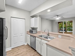 1000 Scotia Drive 105, Hypoluxo FL 33462