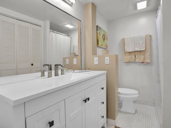 250 NE 20th Street 5240, Boca Raton FL 33431