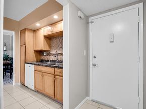 250 NE 20th Street 5240, Boca Raton FL 33431