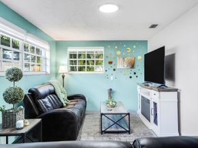 5081 SW 9th Court, Plantation FL 33317