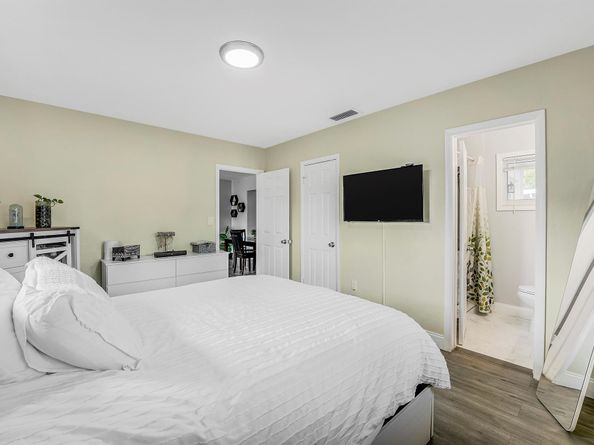 5081 SW 9th Court, Plantation FL 33317