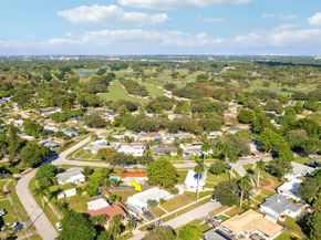 5081 SW 9th Court, Plantation FL 33317