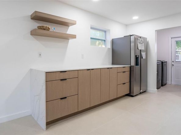 770 NE 34TH Court, Oakland Park FL 33334