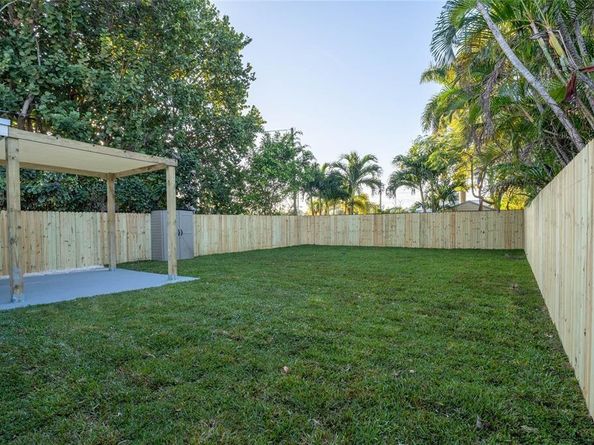 770 NE 34TH Court, Oakland Park FL 33334