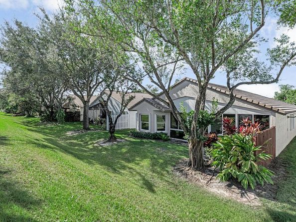 8166 Duomo Circle, Boynton Beach FL 33472