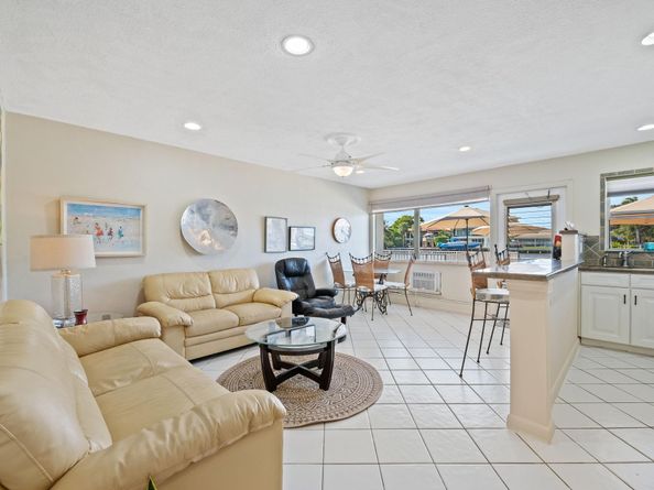 701 S Riverside Dr 107, Pompano Beach FL 33062