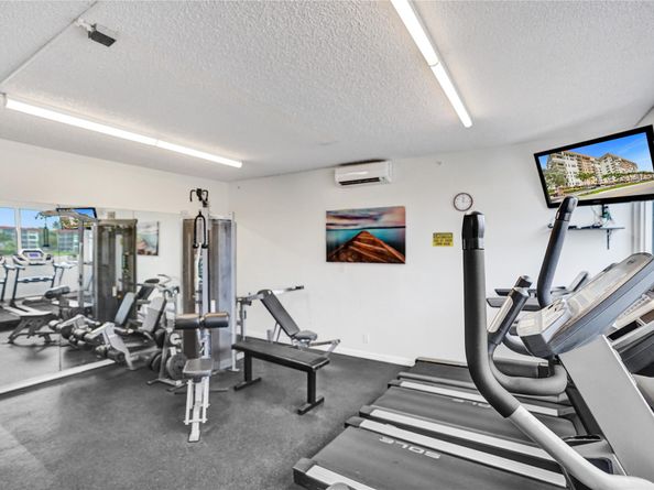 1150 Hillsboro Mile 1016, Hillsboro Beach FL 33062