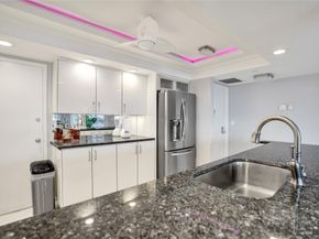 1150 Hillsboro Mile 1016, Hillsboro Beach FL 33062