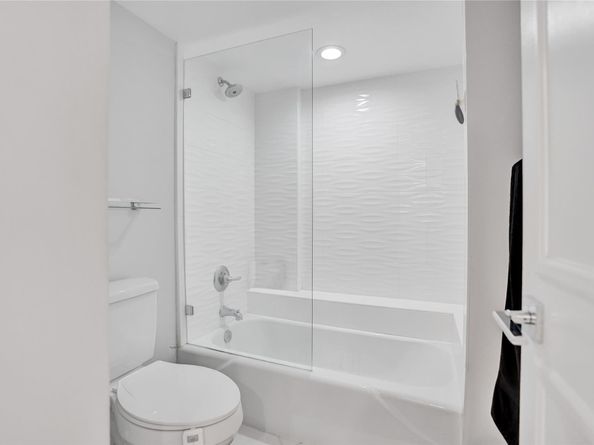 1150 Hillsboro Mile 1016, Hillsboro Beach FL 33062