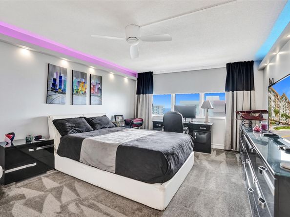 1150 Hillsboro Mile 1016, Hillsboro Beach FL 33062