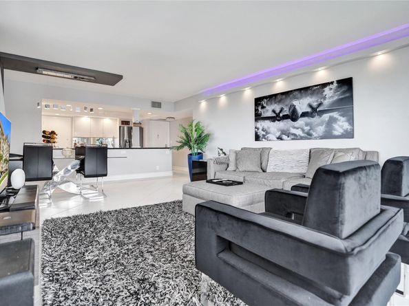 1150 Hillsboro Mile 1016, Hillsboro Beach FL 33062