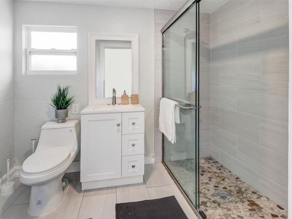 131 NE 55th St, Oakland Park FL 33334