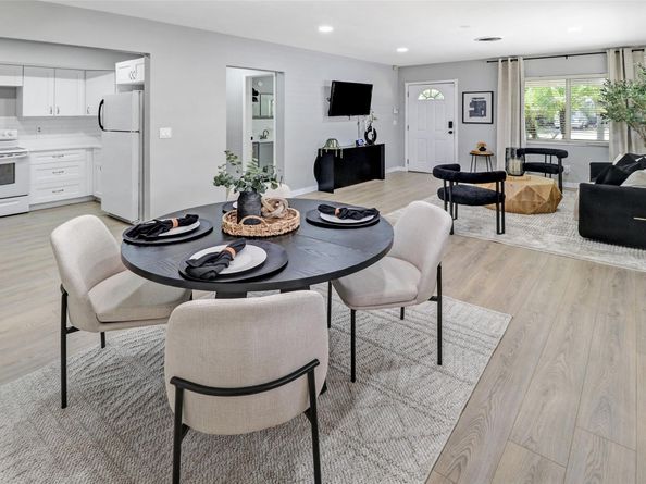 131 NE 55th St, Oakland Park FL 33334