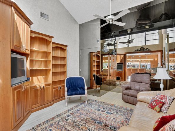 20010 Sawgrass Lane 4304, Boca Raton FL 33434