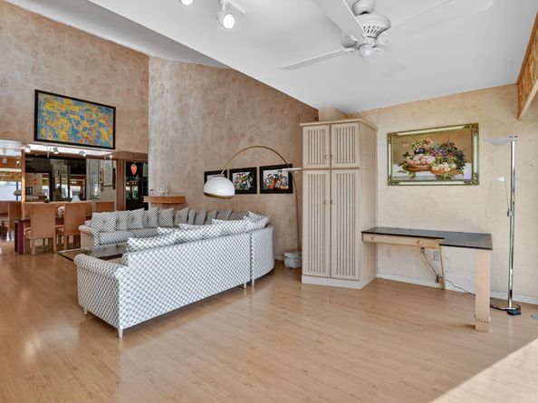 20010 Sawgrass Lane 4304, Boca Raton FL 33434