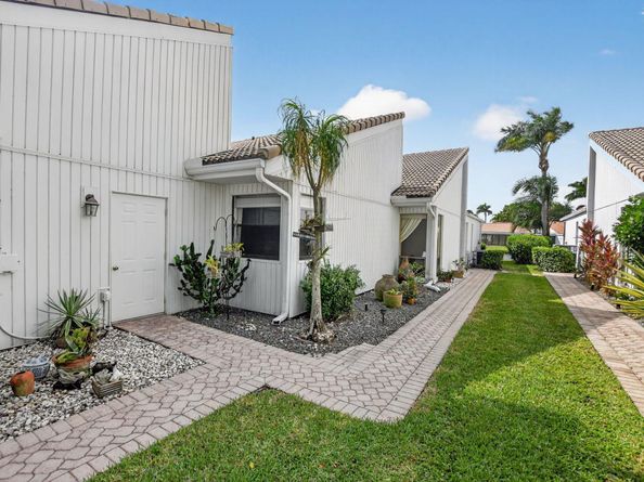 20010 Sawgrass Lane 4304, Boca Raton FL 33434