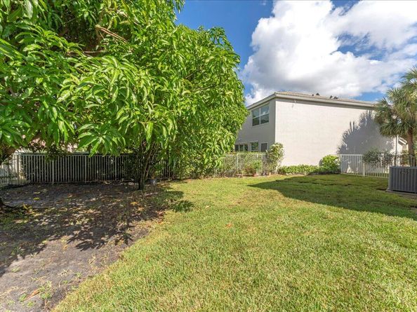 1263 Gembrook Court, Royal Palm Beach FL 33411