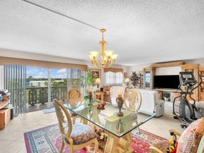 800 NE 195th St 601, Miami FL 33179