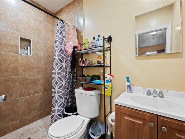 1827 Pinehurst Drive, West Palm Beach FL 33407