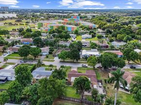 1827 Pinehurst Drive, West Palm Beach FL 33407