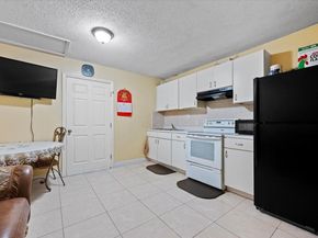 1827 Pinehurst Drive, West Palm Beach FL 33407