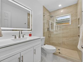 728 NE 7th St, Pompano Beach FL 33060