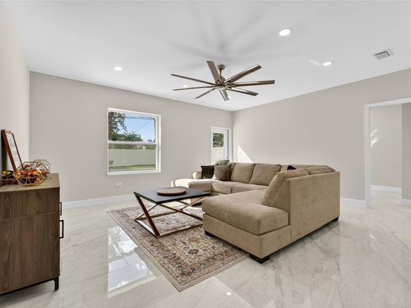 728 NE 7th St, Pompano Beach FL 33060