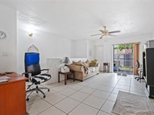 504 Gardens Drive 203, Pompano Beach FL 33069