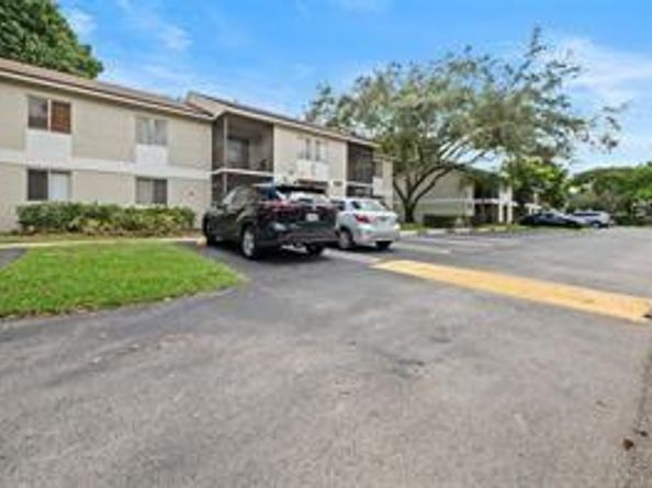 504 Gardens Drive 203, Pompano Beach FL 33069