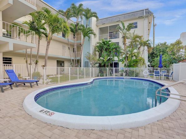 3216 SE 8th Street 305, Pompano Beach FL 33062