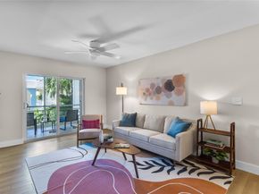 3216 SE 8th Street 305, Pompano Beach FL 33062