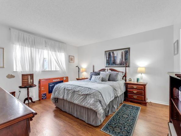 8950 Sunrise Lakes Blvd 210, Sunrise FL 33322