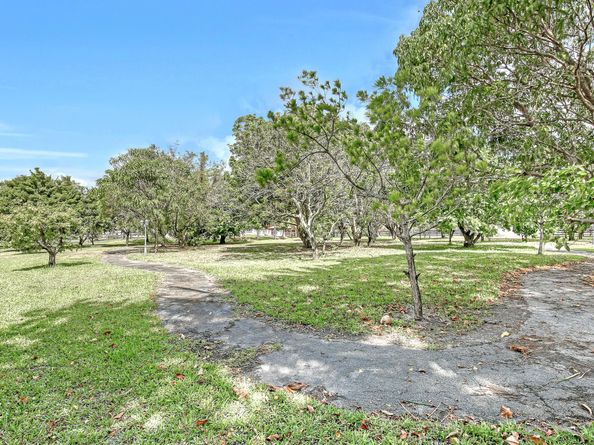 1794 Trotter Court, Wellington FL 33414