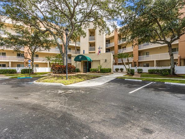 9539 W Weldon Circle F201, Tamarac FL 33321