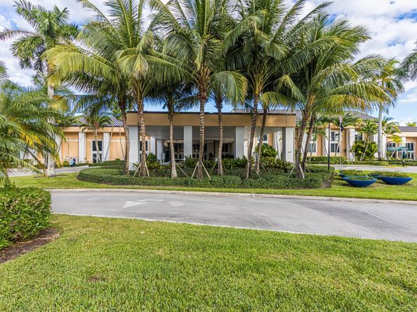 9539 W Weldon Circle F201, Tamarac FL 33321