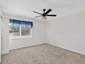 206 Pine Hov Circle C1, Greenacres FL 33463